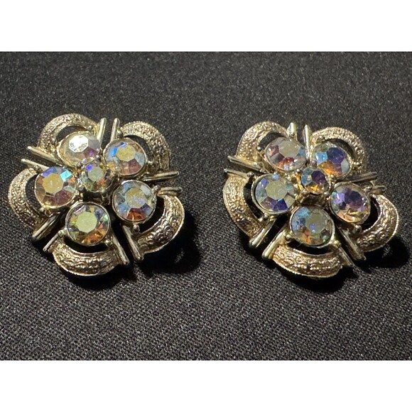 Vintage 1960s Signed CORO Light Gray AB Rhinestones Round Clip-On Earrings - Picture 1 of 4